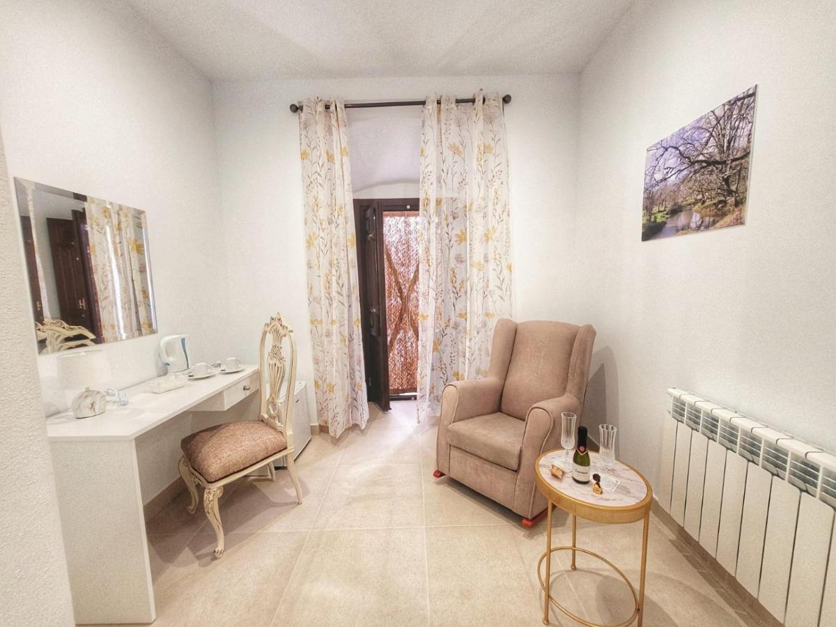 Casa Rural "Laplaza23" Herrera del Duque ภายนอก รูปภาพ
